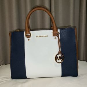 MICHAEL KORS - Medium Jet Set Center Tote